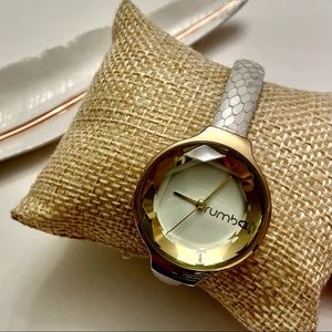 NEW!
Rumbatime Gem Exotic Watch
Yellow Gold with Citrine face and Leather Strap